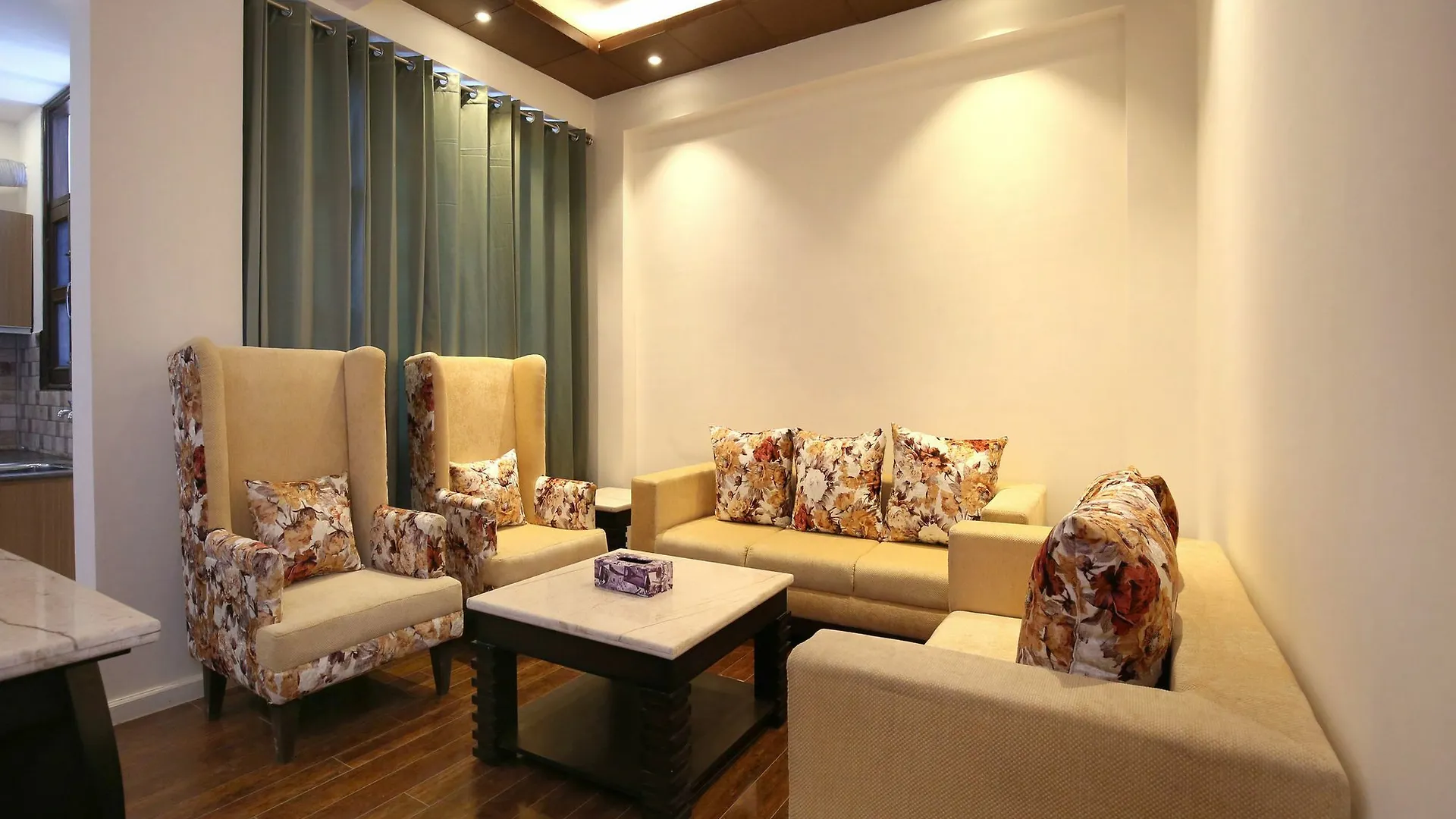 Oyo Home 9895 Valley View 1Bhk Bharari Shimla 3*,  India